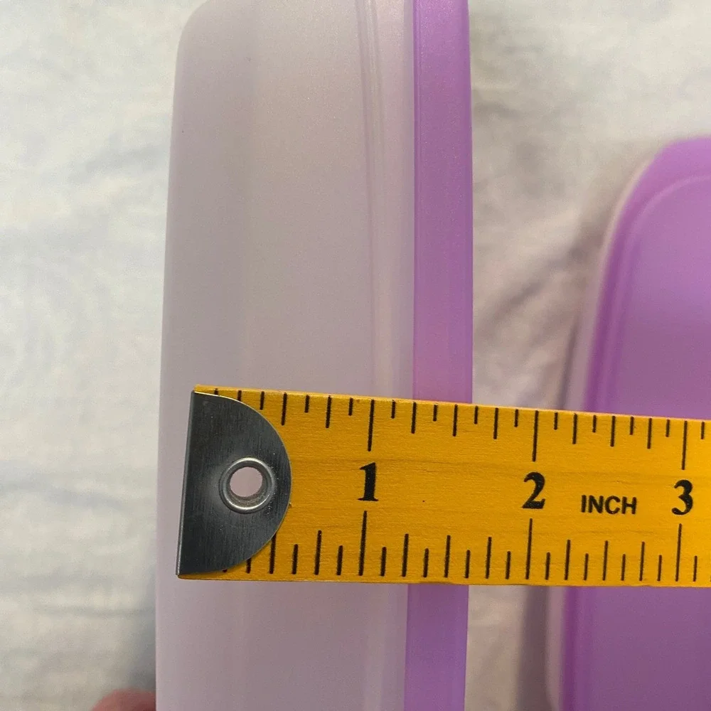Tupperware Microwave Reheatable 850mL Storage Containers Purple Lids Lot 2‎